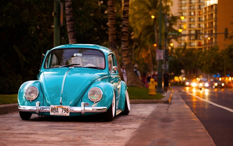 lowrider, Hawaii, building, 1080P, road, car, street, vehicle front, Volkswagen Beetle, blue cars, palm trees, Volkswagen, vehicle
