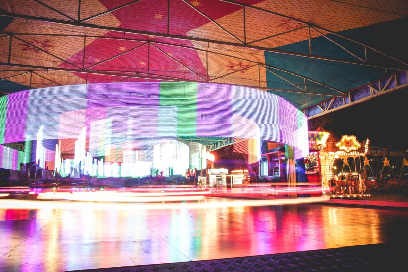 fainfair, water, night, cityscape, funfair, bumper, long exposure, famous Place, incidental people, nightlife, Bumper Cars, another, multi colored, arts culture and entertainment