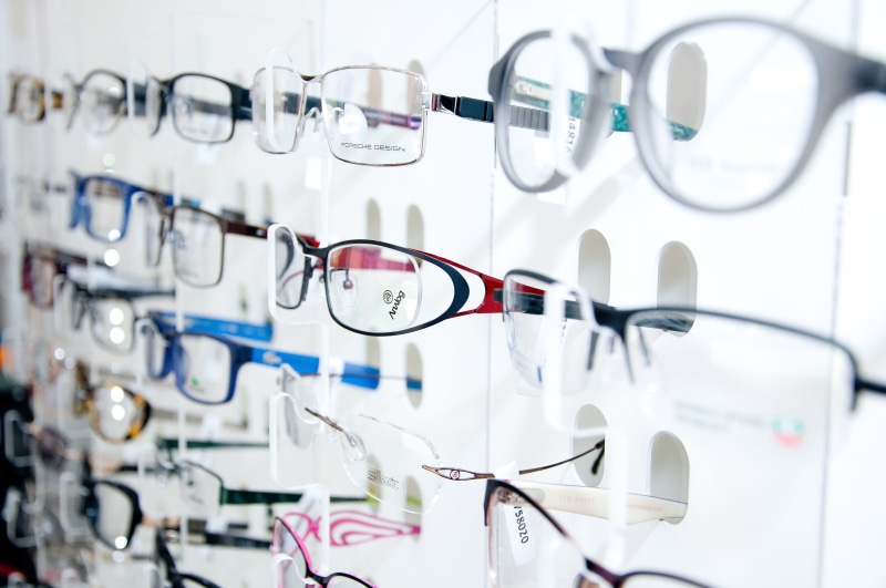 4K, rack, variation, glass - material, Optical, specialist, healthcare and medicine, side by side, selective focus, Eye, large group of objects, in a row