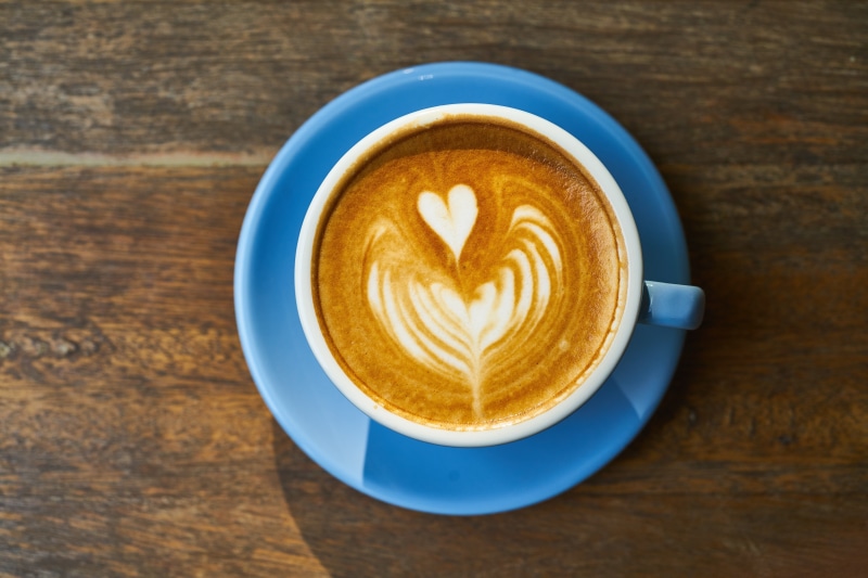still life, coffee, food and drink, photo, cup, detail, wood-fibre boards, table, hot drink, drink, wood - material, espresso, heart, creativity, beverage