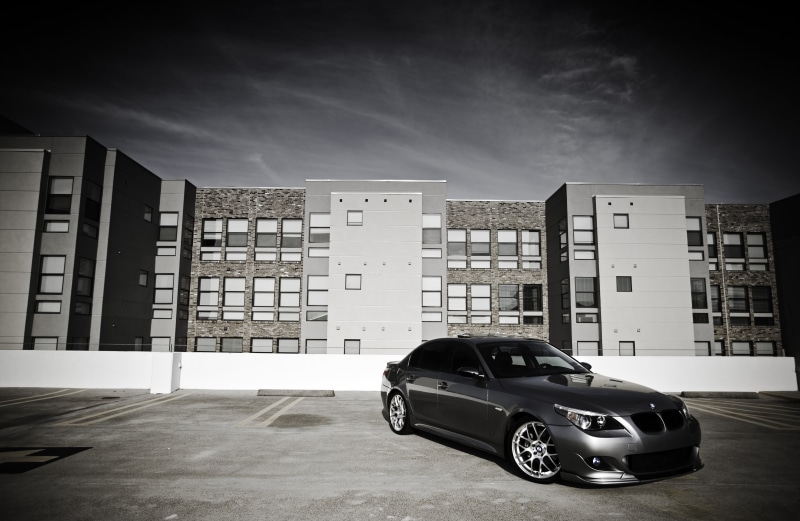 530i, mode of transportation, sedan, Parking, nature, sky, wallpapers auto, city Life, e, Bmw, car, vignette, built Structure, reflection, new, building Exterior