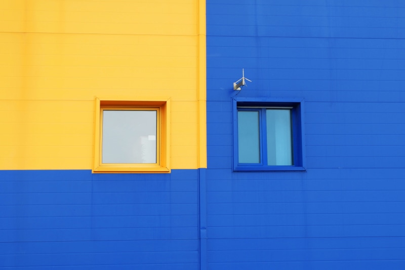 full frame, facade, residential district, outdoors, day, built structure, building, yellow, wall, wooden, city, framed, 2K, wall - building feature, closed