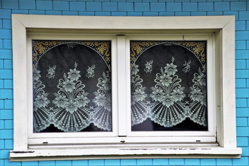 ornate, closed, wall - building feature, window sill, wall of the house, art and craft, wooden, the structure of the, invoice, the window, window frame