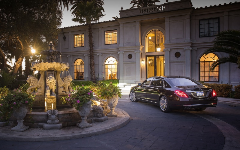 statue, car, no people, S-Class, Mercdedes-Benz, art and craft, black, 2016, architecture, Maybach, 2K, built structure, Mercedes, mode of transportation