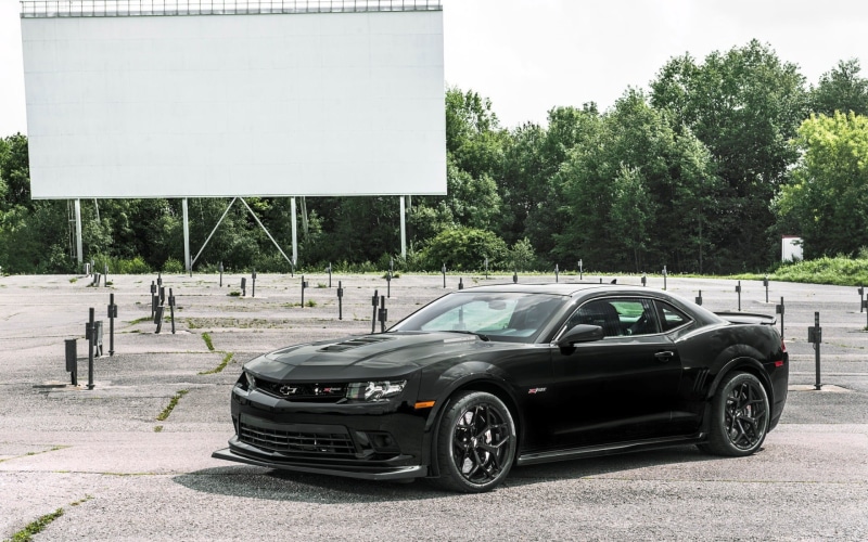 black, mode of transportation, GeigerCars.de, architecture, sky, luxury, city, street, nature, plant, day, building exterior, transportation, Chevrolet Camaro Z28