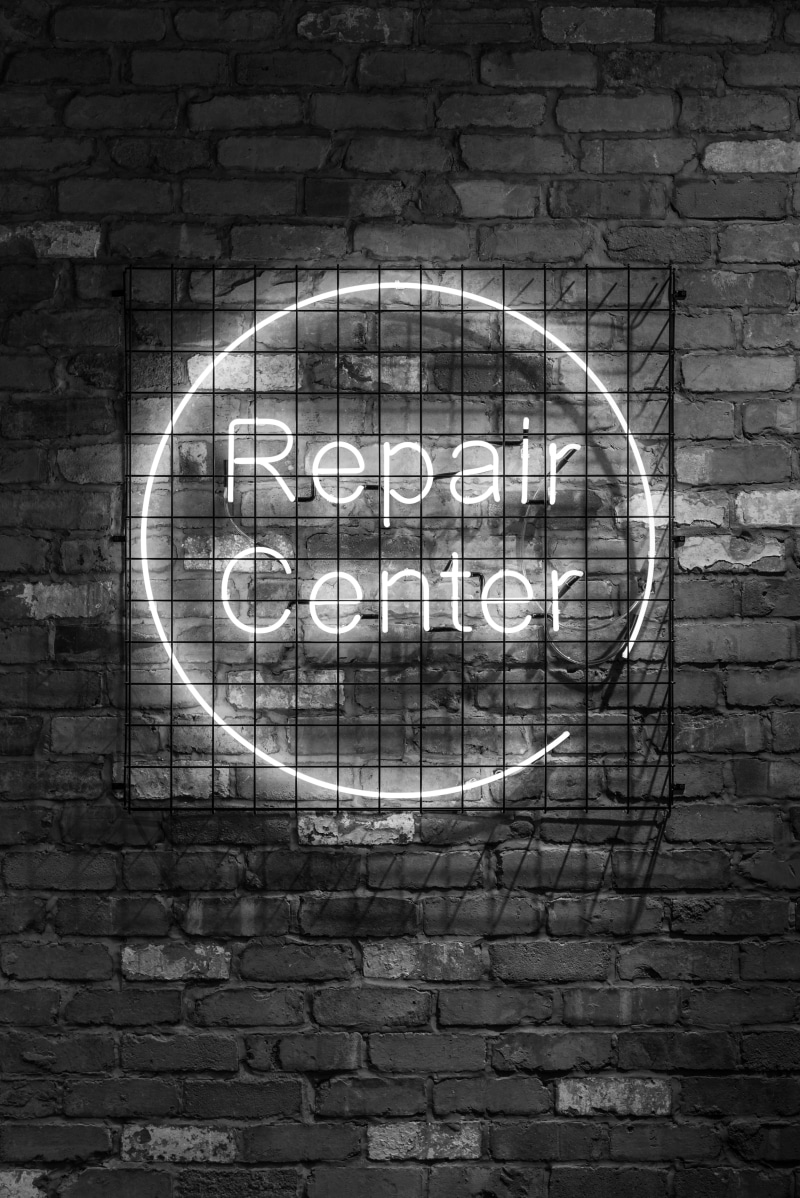 circle, detail, architecture, lights, bright, 5K, indoors, light font, pattern, brick, wall, electric light, light sign, dark, geometric shape, repair center