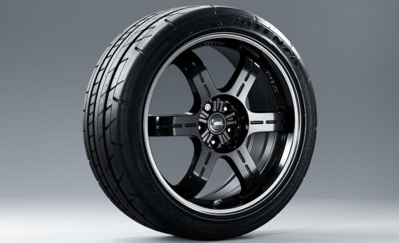 technology, no people, silver colored, circle, black, metal, shape, tire, tires, Nissan GT-R, Nissan, rims, shiny, vehicle part, transportation, car, spoke