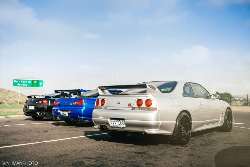 land vehicle, day, transportation, nature, text, no people, road, sign, western script, car, cloud - sky, blue, sunlight, 1080P, Nissan Skyline GT-R R34