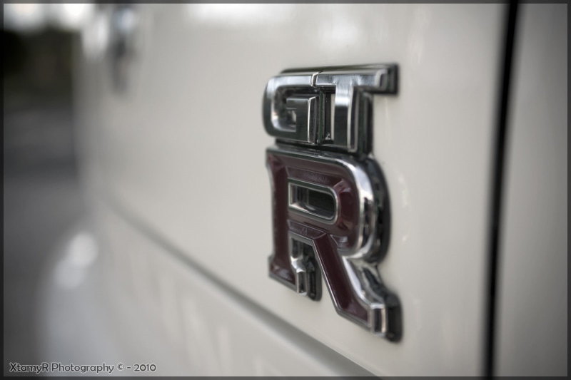 metal, home interior, 720P, transfer print, selective focus, security, technology, domestic room, Nissan Skyline GT-R R35, control, chrome, lock, indoors