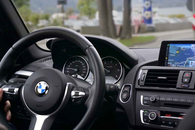 speedometer, driving, car interior, tachometer, control, holding, 5K, cockpit, steering wheel, vehicle interior, car, steering, route, close-up, motor vehicle