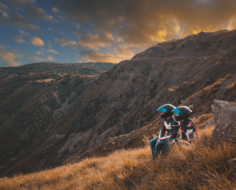 beauty in nature, retro, lifestyles, street, real people, mountain, two people, style, mountain range, non-urban scene, environment, people, golden, dom