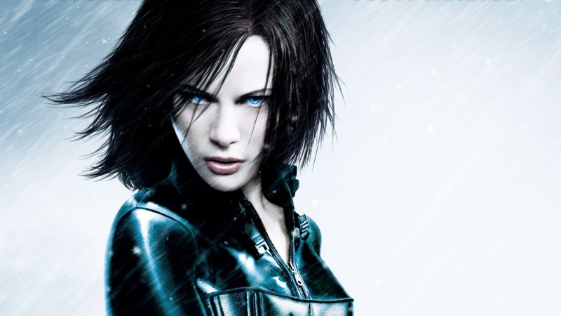 portrait, studio shot, beautiful woman, movies, looking at camera, black hair, human hair, Kate Beckinsale, indoors, young women, selene, adult, beautiful people