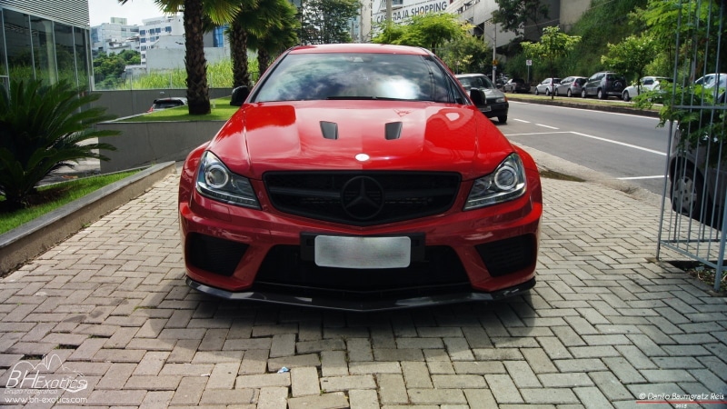 transportation, motor vehicle, built structure, day, paving stone, tree, outdoors, Mercedes-Benz C63 AMG, architecture, cobblestone, street, stationary