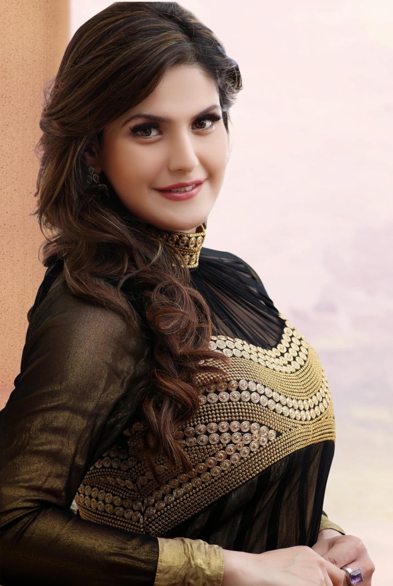 smiling, women, Zareen Khan, looking at viewer, 720P, face, Bollywood actresses, model, actress