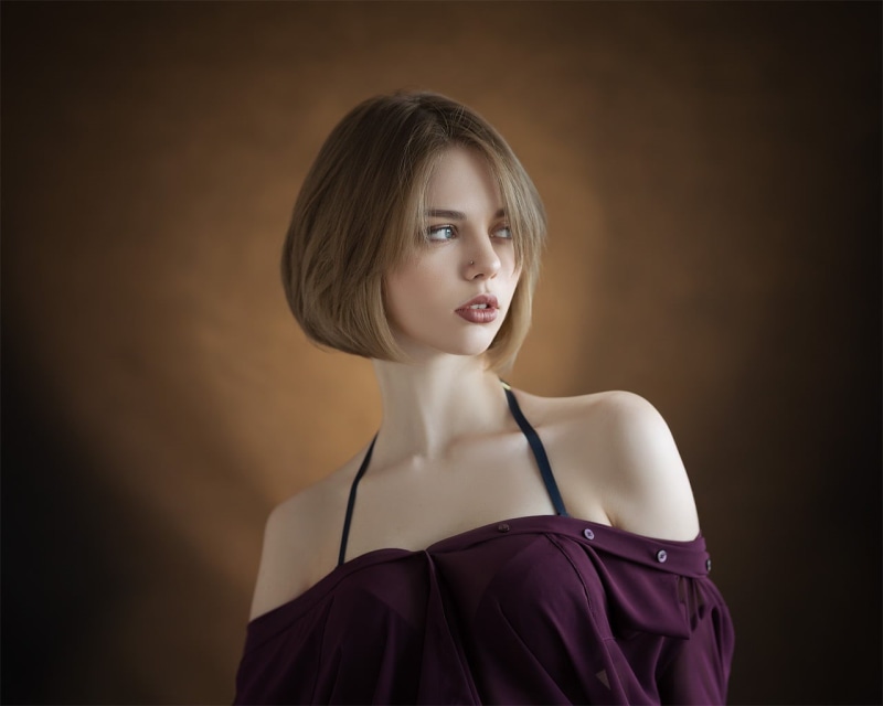one person, studio shot, beauty, face, beautiful woman, young women, 720P, indoors, clothing, portrait, front view, adult, hair, teenager, dress, model