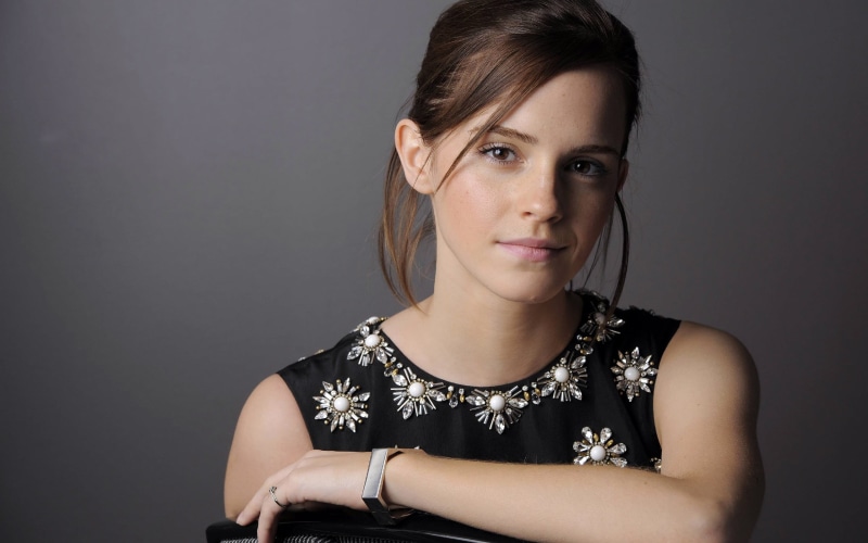 headshot, studio shot, actress, jewelry, one person, portrait, adult, young adult, Emma Watson, necklace, 2K, gray background, beautiful woman, women