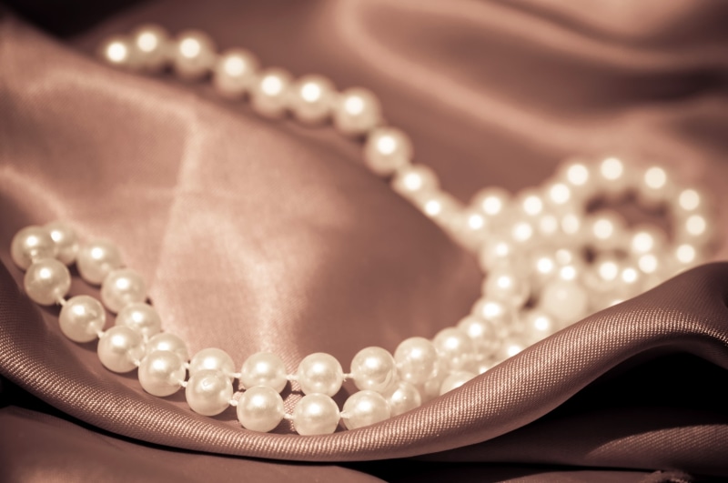 wealth, background, silver colored, ornate, precious Gem, accessory, bracelet, indoors, gold, decoration, pearl, females, women, diamond, bead, selective focus