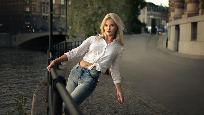 jeans, blonde, white shirt, model, urban, 1080P, women outdoors, cameltoe, women