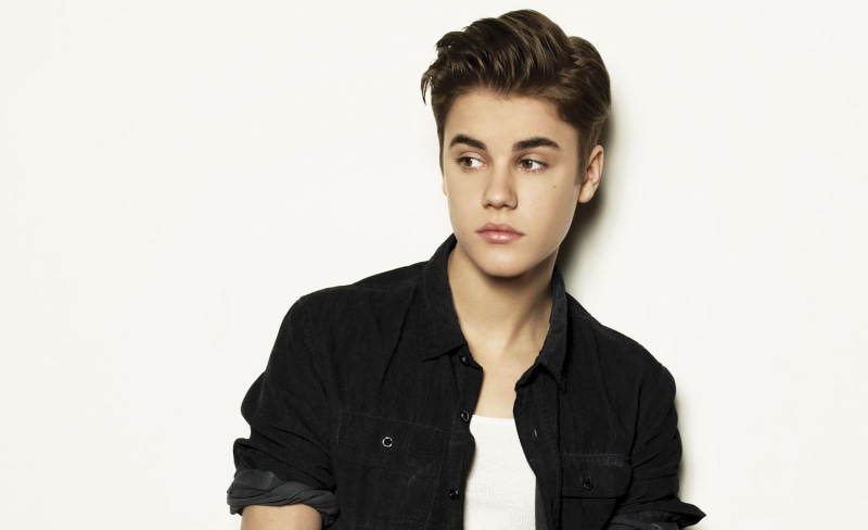 young women, Hairstyle, standing, Others, white background, copy space, teenager, hd, teenage boys, bieber, front view, young men, confidence