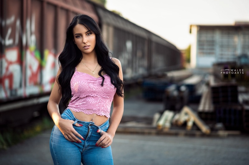 women, teenager, architecture, adult, beauty, outdoors, focus on foreground, pierced navel, crop top, train, young women, portrait, one person, necklace