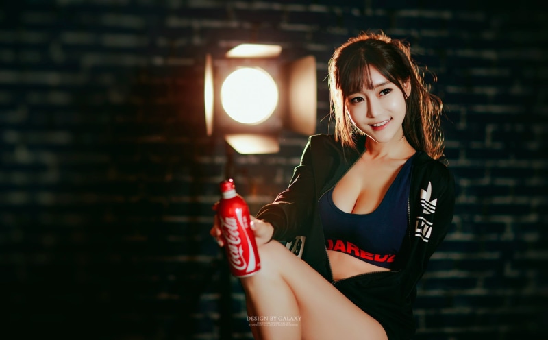model, beauty, Coca-Cola, cleavage, portrait, one person, women, holding, Asian, lifestyles, food and drink, 720P, long hair, looking at camera, beautiful woman