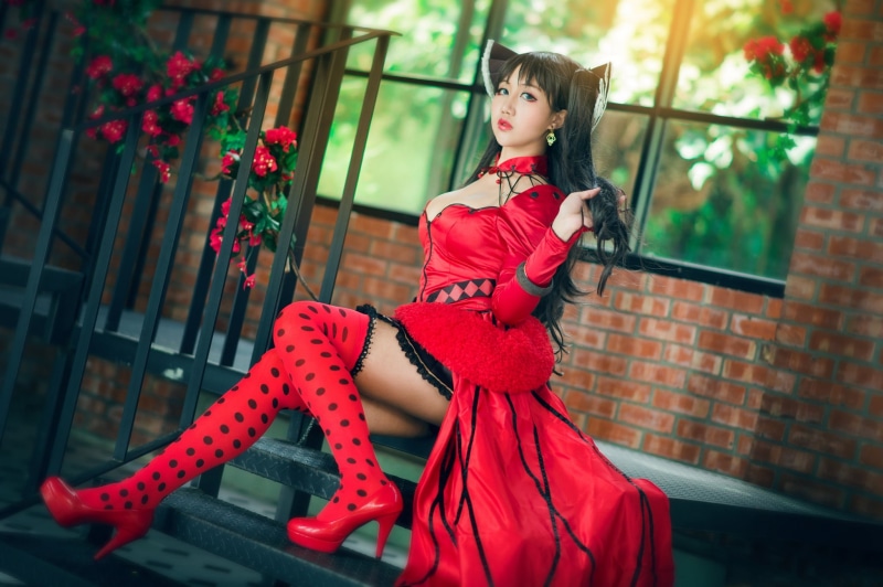 feet, hair, window, railings, neckline, hand, sitting, stage, pose, red, blue eyes, girl, cutie, face, cosplay, bricks, chest, flowers, light, 1080P, bangs
