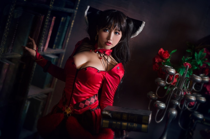 neckline, roses, lenses, flowers, image, hands, girl, bookcase, library, long-haired, blue eyes, candle holder, red, face, chest, Asian, makeup, costume