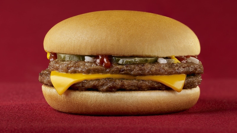 meat, red meat, burger, McDonalds, hamburger, 1080P, sandwich, food and drink, ready-to-eat, unhealthy eating, dairy product, beef, food, studio shot