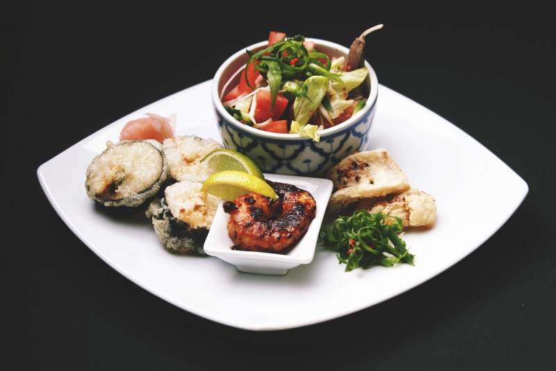 tapas, white meat, table, vegetable, meat, tomato, garnish, close-up, selective Focus, temptation, indoors, 2K, high angle view, dinner, wellbeing, lunch