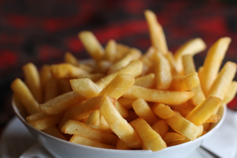 chip, condiment, food and drink, 5K, ready-to-eat, potato, take out food, convenience food, cirspy, prepared potato, fried, carbohydrate - food type, freshness