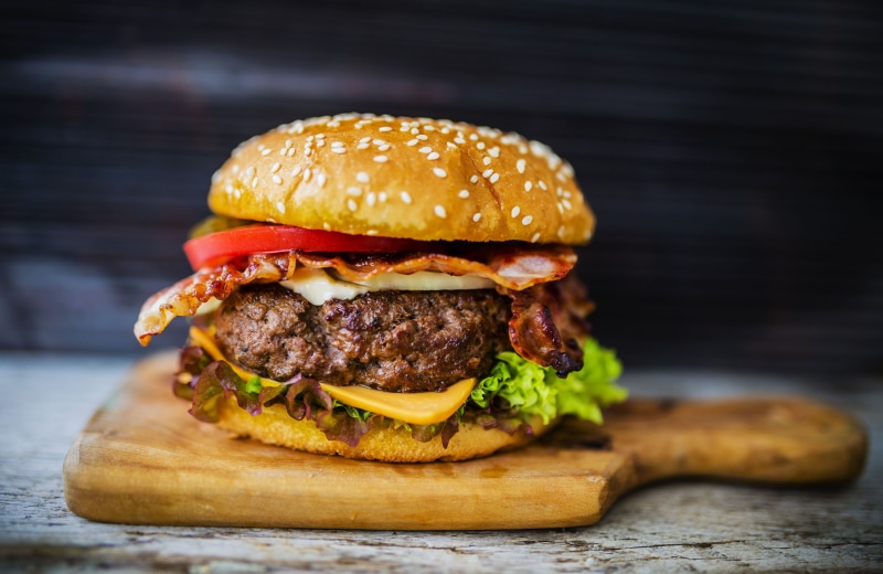ready-to-eat, black background, dinner, cheese, lettuce, hamburger, food, meal, bread, fast food, snack, freshness, studio shot, no people, take out food
