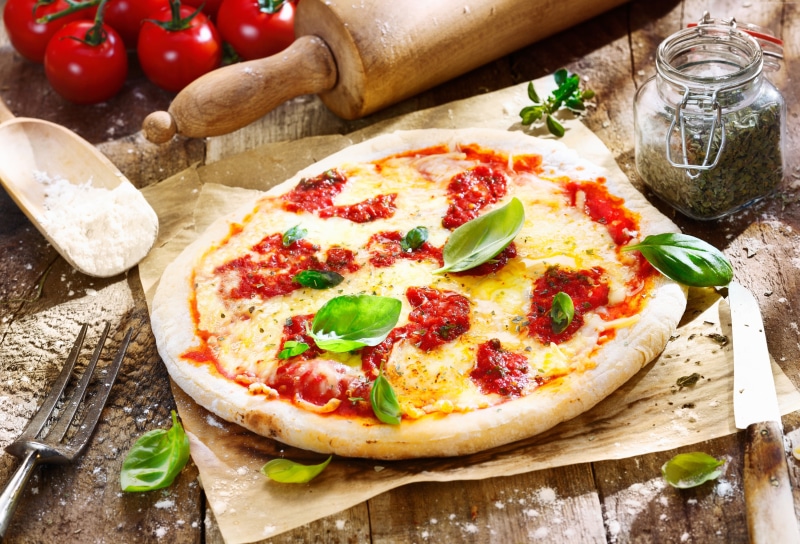 salami, peppers, basil, cheese, pizza, tomatoes, 4K