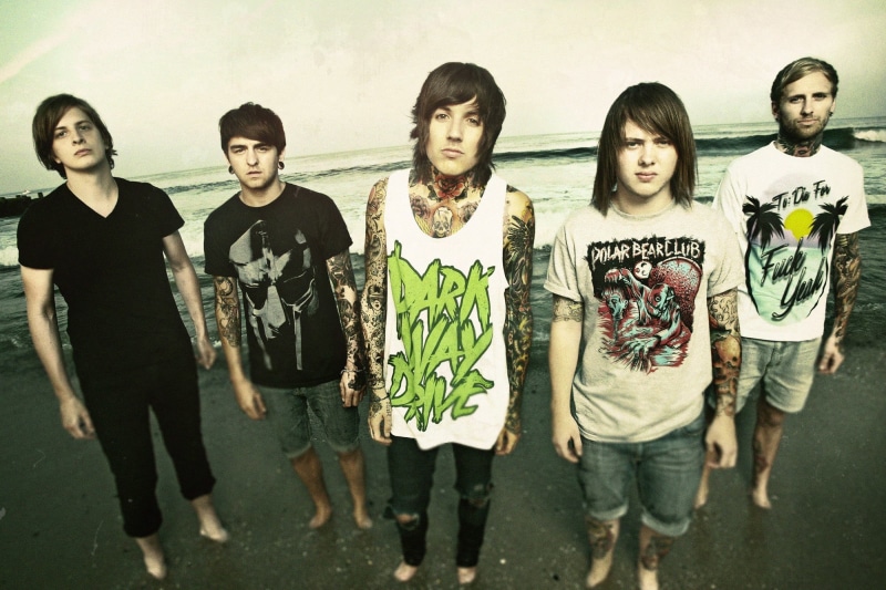 standing, adult, smiling, s, casual clothing, front view, adolescence, cheerful, outdoors, shirt, caucasian Ethnicity, neck, black, deathcore, Oliver Sykes