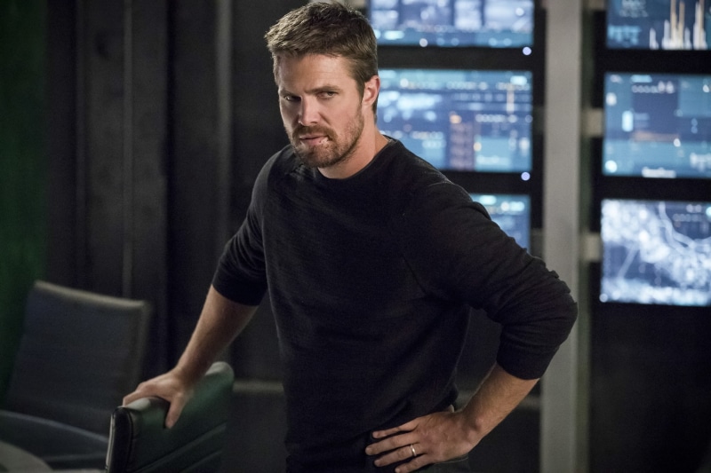 arrow, adult, 2K, indoors, one person, looking, mid adult, facial hair, young adult, males, lifestyles, portrait, beard, hd, standing, waist up, men, tv shows
