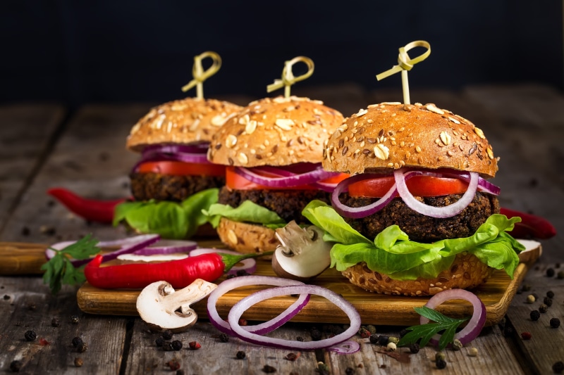 onion, meat, fruit, indoors, tomato, black background, no people, bun, bread, snack, hamburger, sandwich, freshness, 4K, burger 4k amazing, take out food