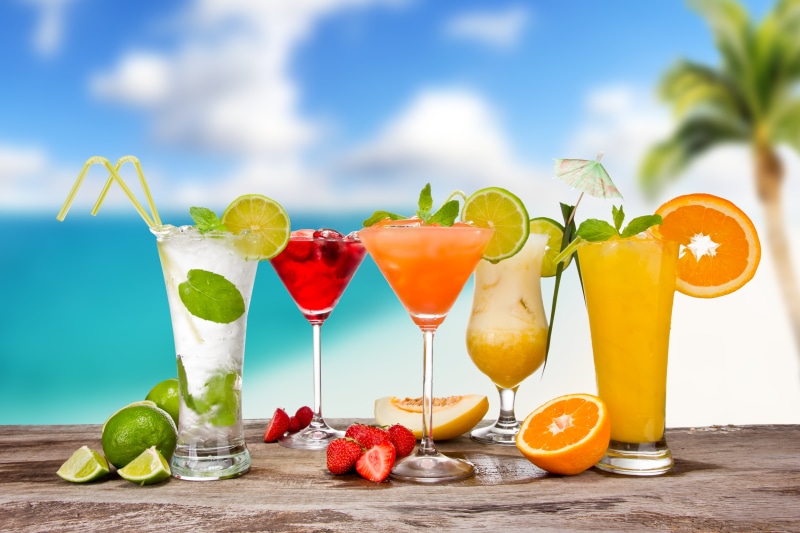 5K, juice, vodka, orange - Fruit, refreshment, ready-to-eat, drinking Straw, close-up, food, rum, bar - Drink Establishment, lemon, Mojito, green Color