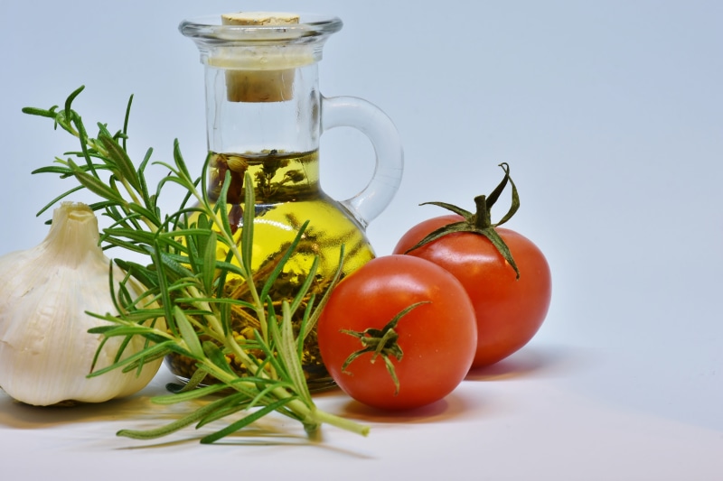 salad, plant vitamins, food and drink, no people, vegetable, jar, fruit, tomatoes, plant, close, freshness, mediterranean, garlic, foodfoto, two, healthy
