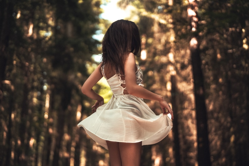 clothing, fashion, three quarter length, Sara Tessitore, women, tanned, nature, leisure activity, one person, casual clothing, white dress, hairstyle, land
