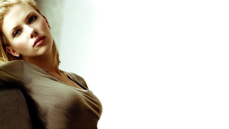 headshot, studio shot, indoors, looking, lifestyles, contemplation, one person, young women, looking at camera, s, neck, Scarlett Johansson, shirt, portrait