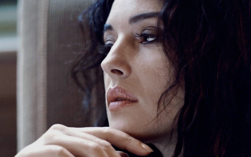 lifestyles, young adult, waiting, headshot, sadness, 1080P, Monica Bellucci, depression - sadness, hairstyle, close-up, body part, young women, human face