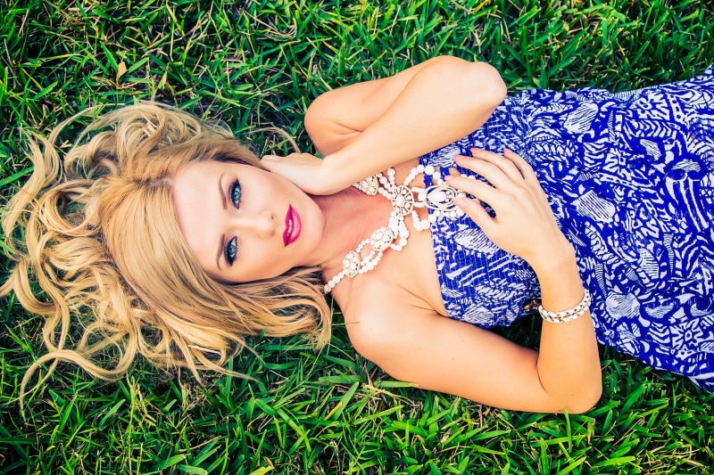 lifestyles, leisure activity, makeup, land, Aida Ridic, necklace, young women, fashion, blonde, women, 1080P, one person, young adult, outdoors, beauty