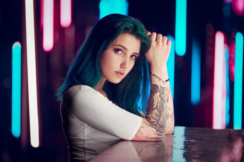young adult, hair, piercing, long hair, portrait, pierced nose, young women, dyed hair, emotion, indoors, beautiful woman, waiting, 1080P, adult, face