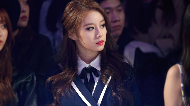 coat, event, lifestyles, adult, 720P, headshot, incidental people, Jiyeon, blue, brunette, s, emotion, people, long hair, portrait, young women, hair