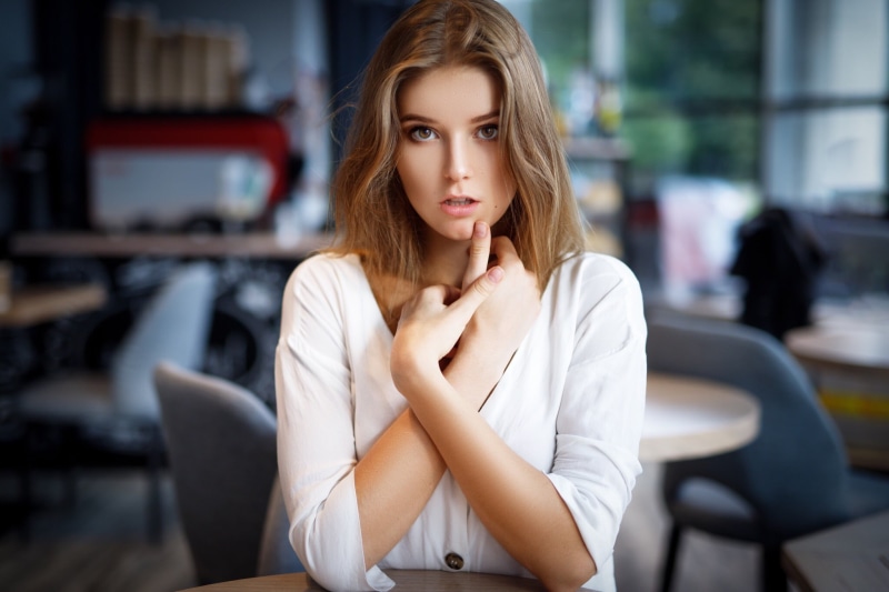 Carolina Kris, mouth, looking at viewer, touching face, depth of field, photographer, women, lips, brown eyes, brunette, Maxim Romanov, model, 1080P