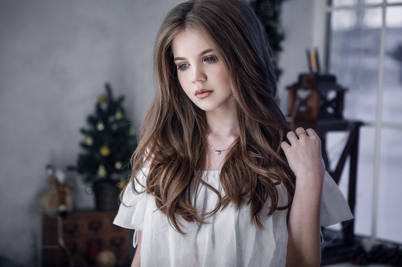 long hair, one person, front view, women, brown hair, young women, holding hair, 1080P, Alexey Starski, teen , adult, beautiful people, contemplation
