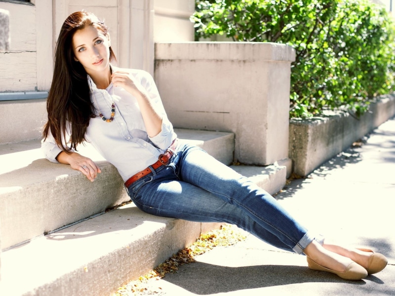 lifestyles, young women, beautiful woman, skinny jeans, nature, Emily Rudd, white, hair, 1080P, architecture, full length, day, shirt, hairstyle, young adult