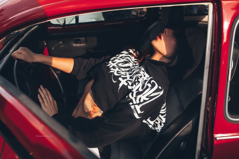 Roma Roma, casual clothing, red, women outdoors, inside a car, women, childhood, transportation, lifestyles, motor vehicle, land vehicle, 2K, belly, portrait