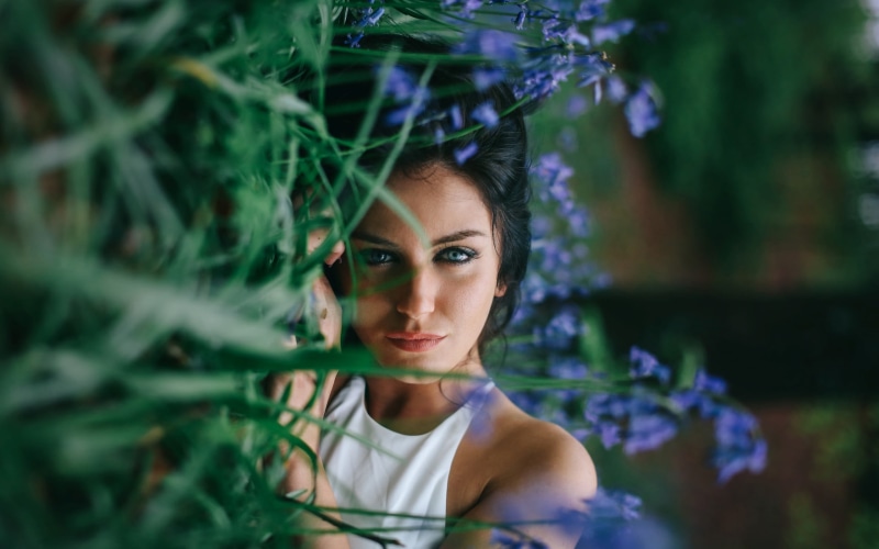 tree, contemplation, teenager, nature, brunette, beautiful people, headshot, leisure activity, young women, looking at camera, beautiful woman, hair, women