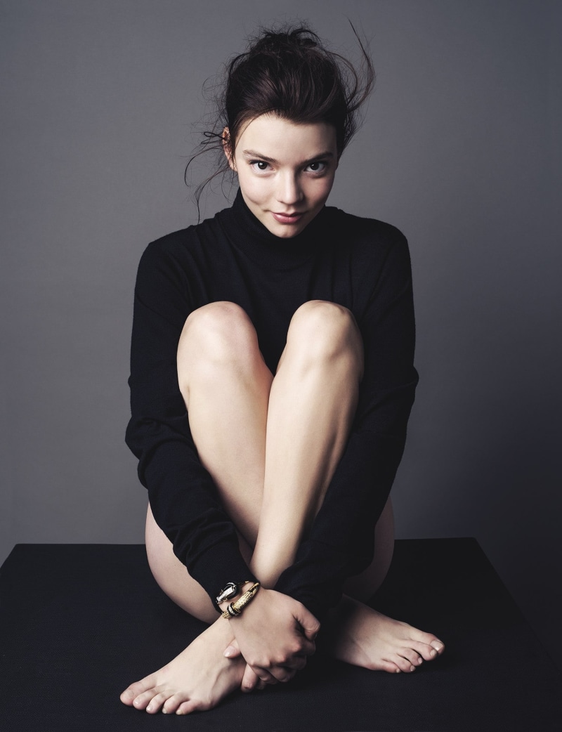 brunette, simple background, barefoot, Anya Taylor-Joy, women, 1080P, actress, dark hair, black clothing, legs