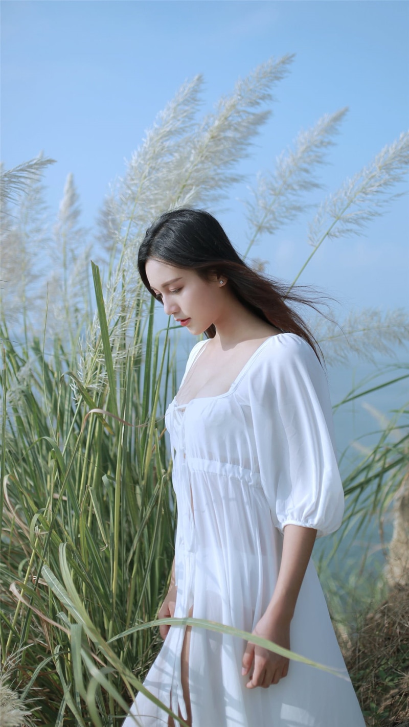 cereal plant, 1080P, women, one person, nature, fashion, adult, standing, contemplation, Asian, beauty, beautiful woman, land, dress, hairstyle, see-through clothing